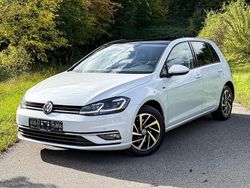Oryxweiss Gebraucht 2018 VW Golf VII Limousine | 16.480 € (Fairer Preis)