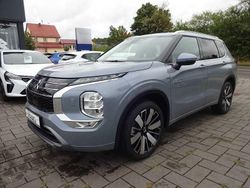 Grau Neu 2025 Mitsubishi Outlander P-HEV Top SUV | 54.490 € (Etwas zu teuer)
