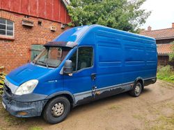 Blau Gebraucht 2012 Iveco Daily Kombi | 5.500 €