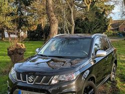 Schwarz Gebraucht 2016 Suzuki Vitara SUV | 12.500 € (Guter Preis)