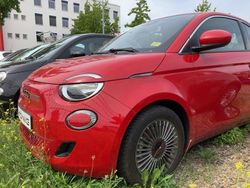 Rot Gebraucht 2022 Fiat 500e Red Kleinwagen | 19.777 € (Fairer Preis)