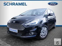 Schwarz / iridium schwarz Gebraucht 2016 Ford S-MAX Trend Van / Kleinbus | 16.890 € (Fairer Preis)