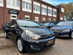 Schwarz Gebraucht 2015 Kia Rio DREAM-TEAM Edition Kleinwagen | 5.900 € (Fairer Preis)
