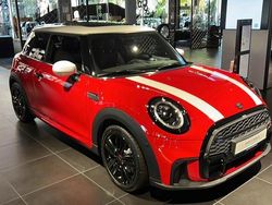 Rot Gebraucht 2022 Mini John Cooper Works Kleinwagen | 26.500 € (Etwas zu teuer)