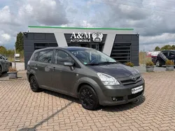 Grau Gebraucht 2005 Toyota Corolla Verso Sol Van / Kleinbus | 3.900 € (Fairer Preis)