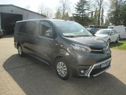 Grau Gebraucht 2022 Toyota Proace Van | 33.500 € (Etwas zu teuer)