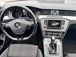 Rot Gebraucht 2016 VW Passat Kombi | 10.490 € (Guter Preis)
