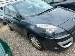 Grau Gebraucht 2009 Renault Scénic III Van / Kleinbus | 2.100 € (Fairer Preis)