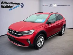 Rot Gebraucht 2024 VW Taigo Move SUV | 27.425 € (Fairer Preis)