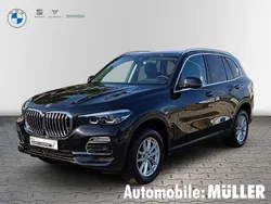 Schwarz Gebraucht 2021 BMW X5 Sport Line SUV | 49.850 € (Guter Preis)