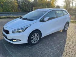 (wd) cassa with Gebraucht 2015 Kia Ceed Sportswagon Kombi | 4.999 €