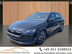 Schwarz Gebraucht 2024 Skoda Octavia SportLine Kombi | 33.980 € (Guter Preis)