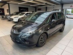 Schwarz Gebraucht 2016 Opel Zafira Tourer Business Edition Van / Kleinbus | 7.900 € (Fairer Preis)