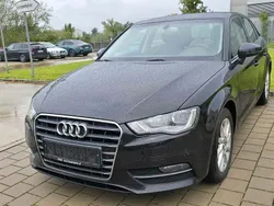 Schwarz Gebraucht 2015 Audi A3 Sportback Attraction Limousine | 6.999 € (Guter Preis)