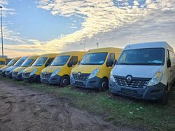 Gelb Gebraucht 2017 Renault Master Van / Kleinbus | 16.303 € (Etwas zu teuer)