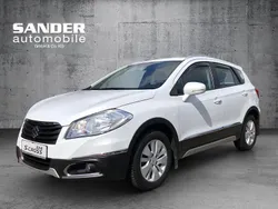 Weiß Gebraucht 2015 Suzuki SX4 S-Cross Comfort SUV | 13.390 € (Fairer Preis)