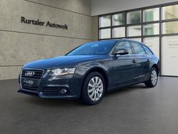 Grau Gebraucht 2011 Audi A4 Attraction Kombi | 11.799 € (Etwas zu teuer)