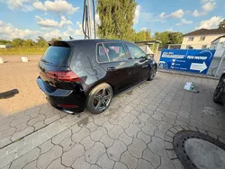 Schwarz Gebraucht 2018 VW Golf VII R-line Limousine | 14.700 € (Fairer Preis)