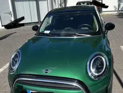 Grün Gebraucht 2021 Mini Cooper Essential Kleinwagen | 14.999 € (Superpreis)