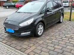 Schwarz Gebraucht 2016 Ford Galaxy Van / Kleinbus | 16.000 € (Fairer Preis)