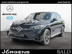 Schwarz metalliclack obsidianschwarz Gebraucht 2025 Mercedes GLC220 AMG SUV | 59.880 €