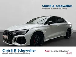 Gletscherweiß metallic Gebraucht 2024 Audi RS3 Sport Kleinwagen | 59.809 € (Guter Preis)