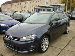Blau Gebraucht 2015 VW Golf VII Highline Kombi | 8.600 € (Fairer Preis)