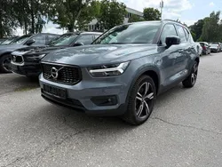 Grau Gebraucht 2021 Volvo XC40 R-Design SUV | 28.990 € (Guter Preis)