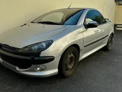 Silber Gebraucht 2001 Peugeot 206 CC Cabrio | 649 € (Guter Preis)