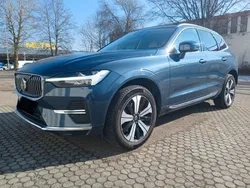 Blau Gebraucht 2022 Volvo XC60 Plus SUV | 26.900 € (Fairer Preis)