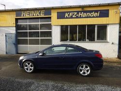 Blau Gebraucht 2006 Opel Astra Cabriolet Cosmo Cabrio | 4.500 € (Teuer)