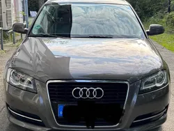 Grau Gebraucht 2012 Audi A3 Sportback Limousine | 4.099 € (Fairer Preis)