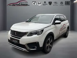 Perlmutt weiss Gebraucht 2018 Peugeot 5008 Allure Van / Kleinbus | 25.980 €