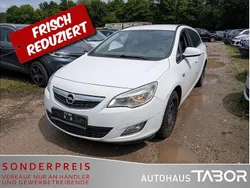 Weiß Gebraucht 2011 Opel Astra Kombi | 1.685 € (Superpreis)