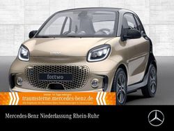 Beige Gebraucht 2021 Smart ForTwo Electric Drive Passion Coupé | 12.990 € (Teuer)