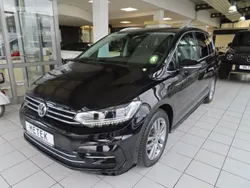 Schwarz Gebraucht 2020 VW Touran Highline Van / Kleinbus | 28.980 € (Fairer Preis)