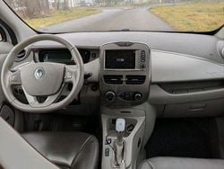 Weiß Gebraucht 2018 Renault Zoe Kleinwagen | 8.700 € (Fairer Preis)