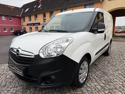 Weiß Gebraucht 2017 Opel Combo Van / Kleinbus | 8.550 € (Fairer Preis)