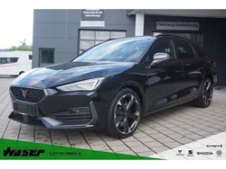 Mitternachtsschwarz Gebraucht 2023 Cupra Leon Kombi | 37.680 € (Teuer)