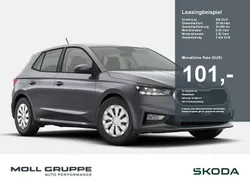 Schwarz Neu 2025 Skoda Fabia Essence Limousine | 17.590 € (Guter Preis)