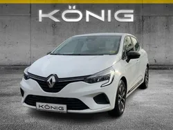 Weiß Gebraucht 2023 Renault Clio V Equilibre Limousine | 12.990 € (Guter Preis)