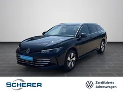 Grenadillschwarz metallic (metallic) Gebraucht 2024 VW Passat Business Kombi | 31.390 € (Guter Preis)