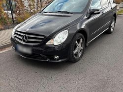 Schwarz Gebraucht 2007 Mercedes R320 Van / Kleinbus | 6.900 € (Guter Preis)