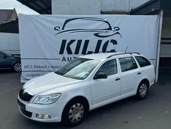 Weiß Gebraucht 2012 Skoda Octavia Kombi | 4.000 € (Superpreis)