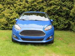 Blau Gebraucht 2012 Ford Fiesta Trend Kleinwagen | 5.970 € (Etwas zu teuer)