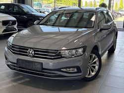 Moonstone gray Gebraucht 2023 VW Passat Kombi | 23.998 € (Fairer Preis)