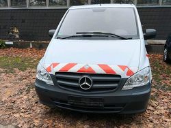 Weiß Gebraucht 2012 Mercedes Vito Van / Kleinbus | 11.900 €