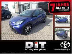 Juniper blue (8y8)/ black mica Neu 2025 Toyota Aygo Kleinwagen | 17.890 €