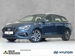 Blau Gebraucht 2024 Hyundai i30 Trend Kombi | 20.970 €