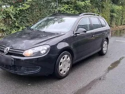 Schwarz Gebraucht 2010 VW Golf VI Kombi | 2.250 € (Superpreis)